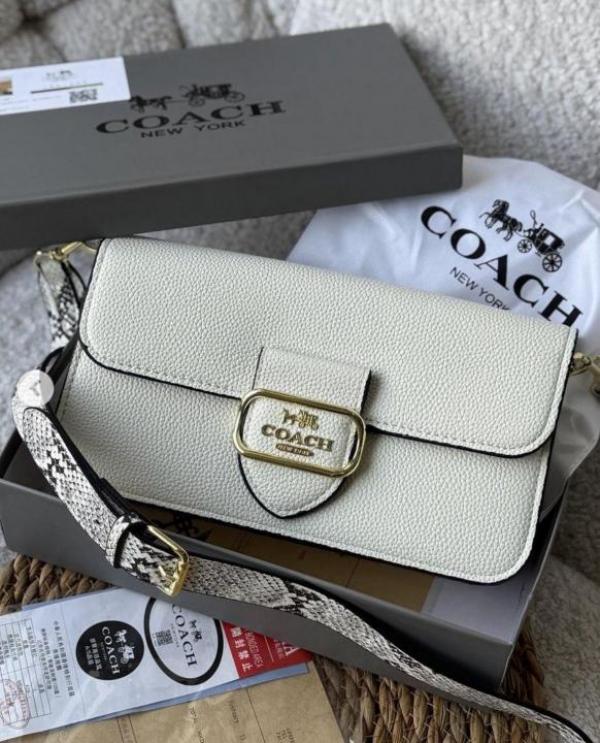 C-Inspired Morgan Shoulder Bag With Box (White) Main image