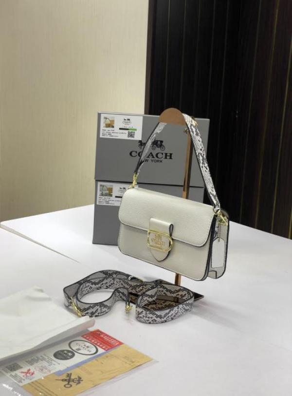C-Inspired Morgan Shoulder Bag With Box (White) Secondary image