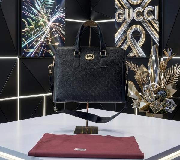 G-Inspired Laptop Bag with Dust Bag (Black)