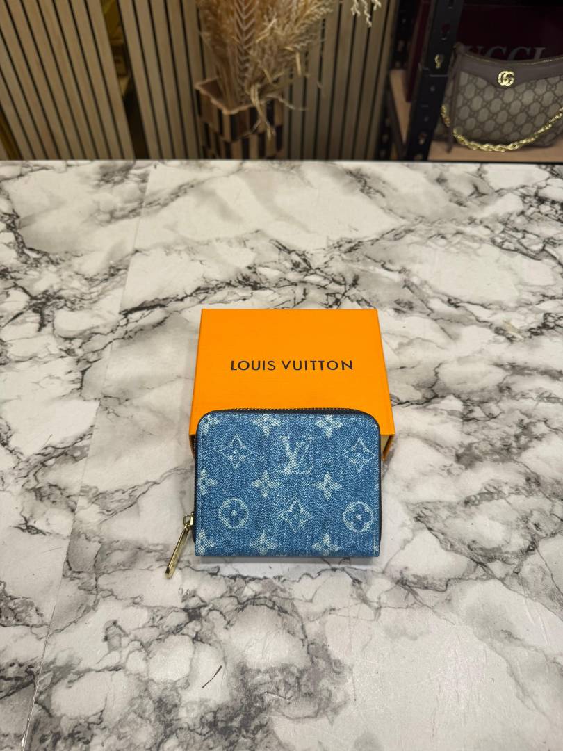 LV-inspired LV Denim Monogram Mini Zip Wallet (Blue)