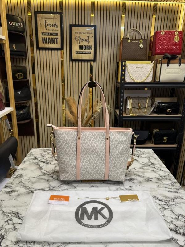 MK-Inspired Tote Bag With Brand Dust Bag (Pink) Secondary image