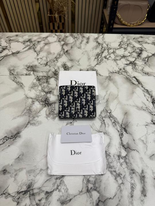 D-Inspired Signature CD Pattern Premium Wallet With Box And Dust Bag Including Card (Black)