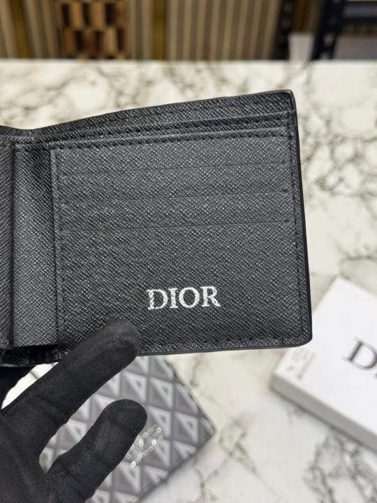 D-Inspired Signature CD Pattern Premium Wallet With Box And Dust Bag Including Card (Black)