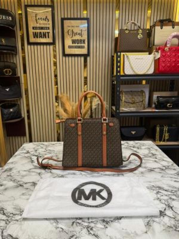 MK-Inspired Hamilton Handbag With Dust Bag (Brown)