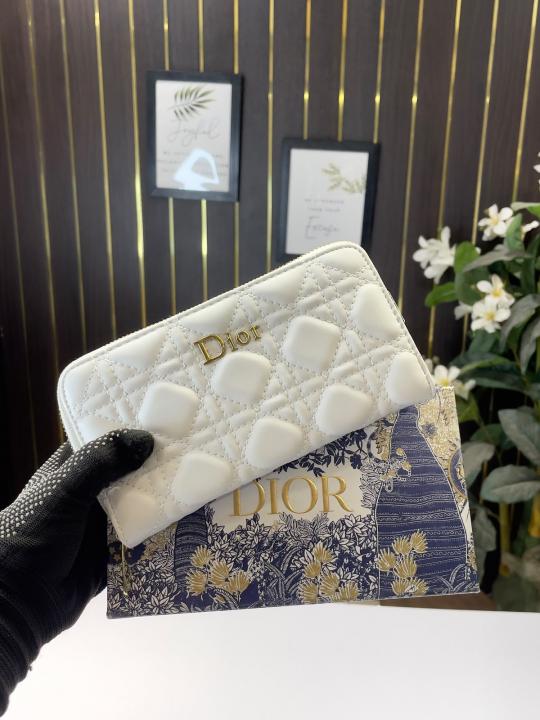 D-Inspired women's wallet with box (White)