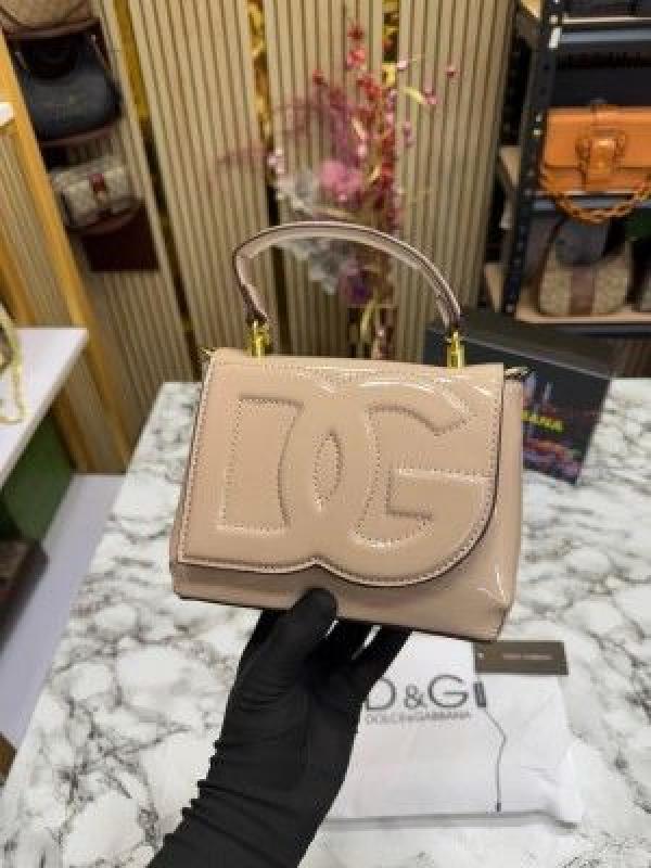 D&G Lacquered bag mini DG Logo (Cream)