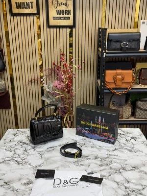 D&G Lacquered Bag Mini DG Logo (Black)