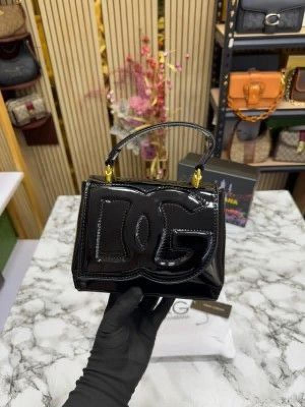 D&G Lacquered Bag Mini DG Logo (Black)