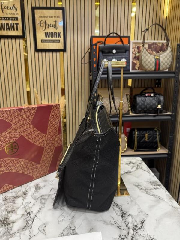 TB-Inspired Monogram Canvas Tote With Box And Dust Bag With Pouch (Black)