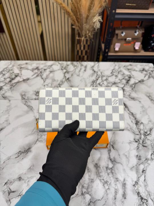 LV-Inspired Premium Wallet With Box (White Style)
