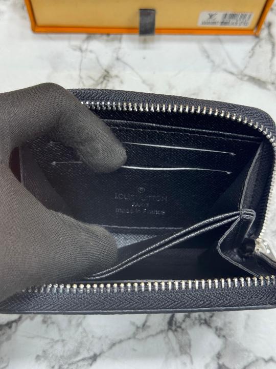 LV-Inspired Classic Monogram Compact Zip Wallet (Black Flower)