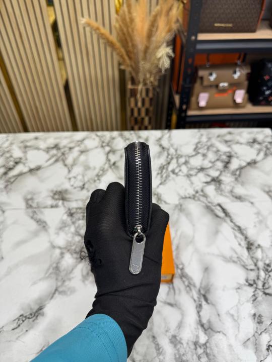 LV-Inspired Damier Azur Mini Zip Wallet (Black Check)