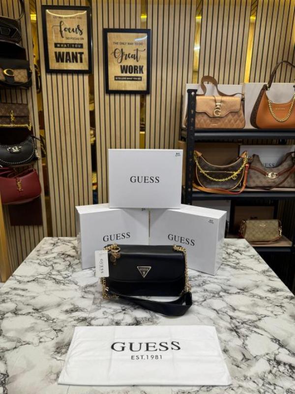 Guess-Inspired Noelle Crossbody Camera Bag With Box And Dust Bag (Black)