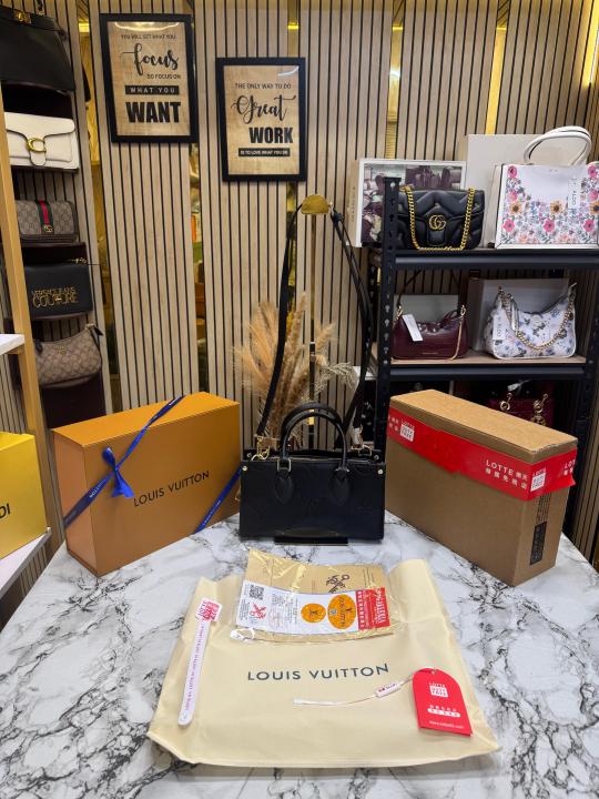 LV-Inspired On The Go East West Monogram Handbag With Double Box Packaging (Black)