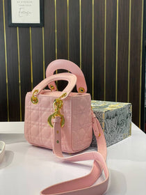 D-Inspired Lady Signature Small Bag 18 cm with Original Folding Box (Pink)