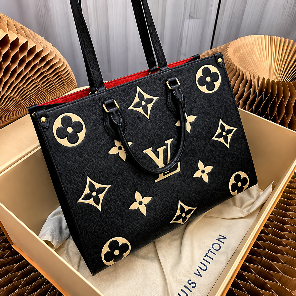 LV-Inspired On The Go PM Bi-colour With Double Box And Dust Bag (Black)