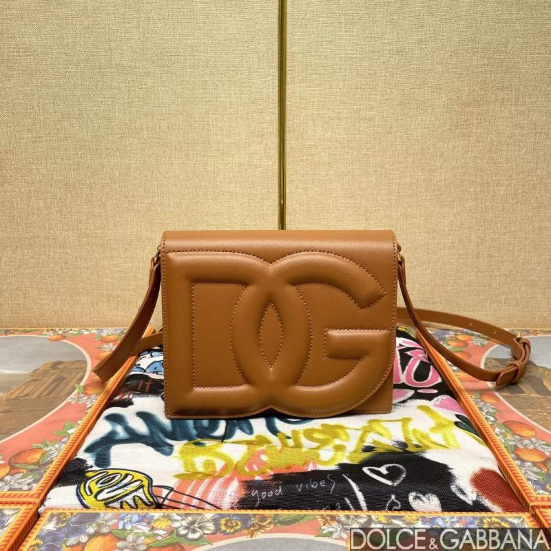 D&G Lacquered Bag (brown)