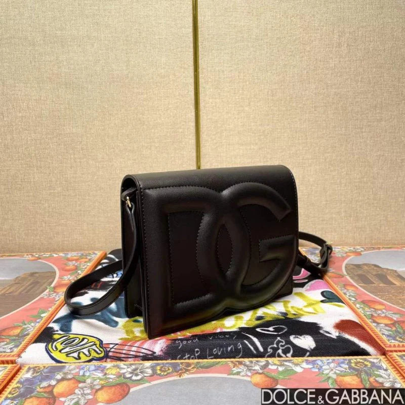 D&G Lacquered Bag Mini DG Logo (Black)