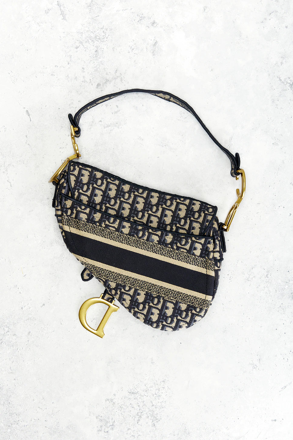 D-Inspired Trotter Oblique Saddle Bag