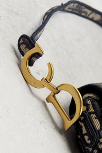 D-Inspired Trotter Oblique Saddle Bag