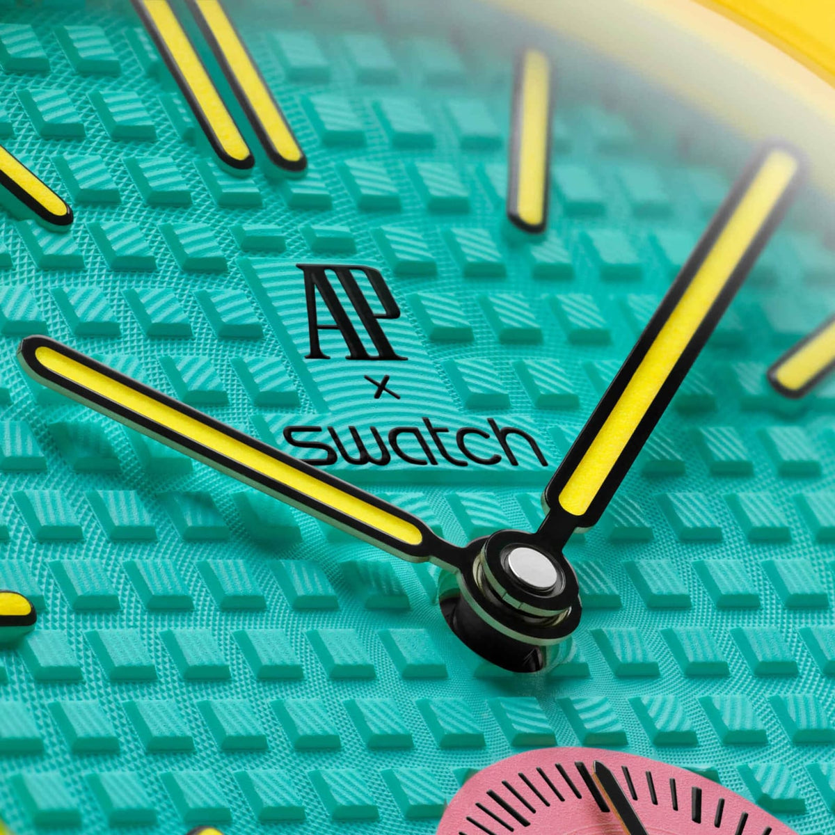 AP x Swatch Royal  pop (OTG ROZ)