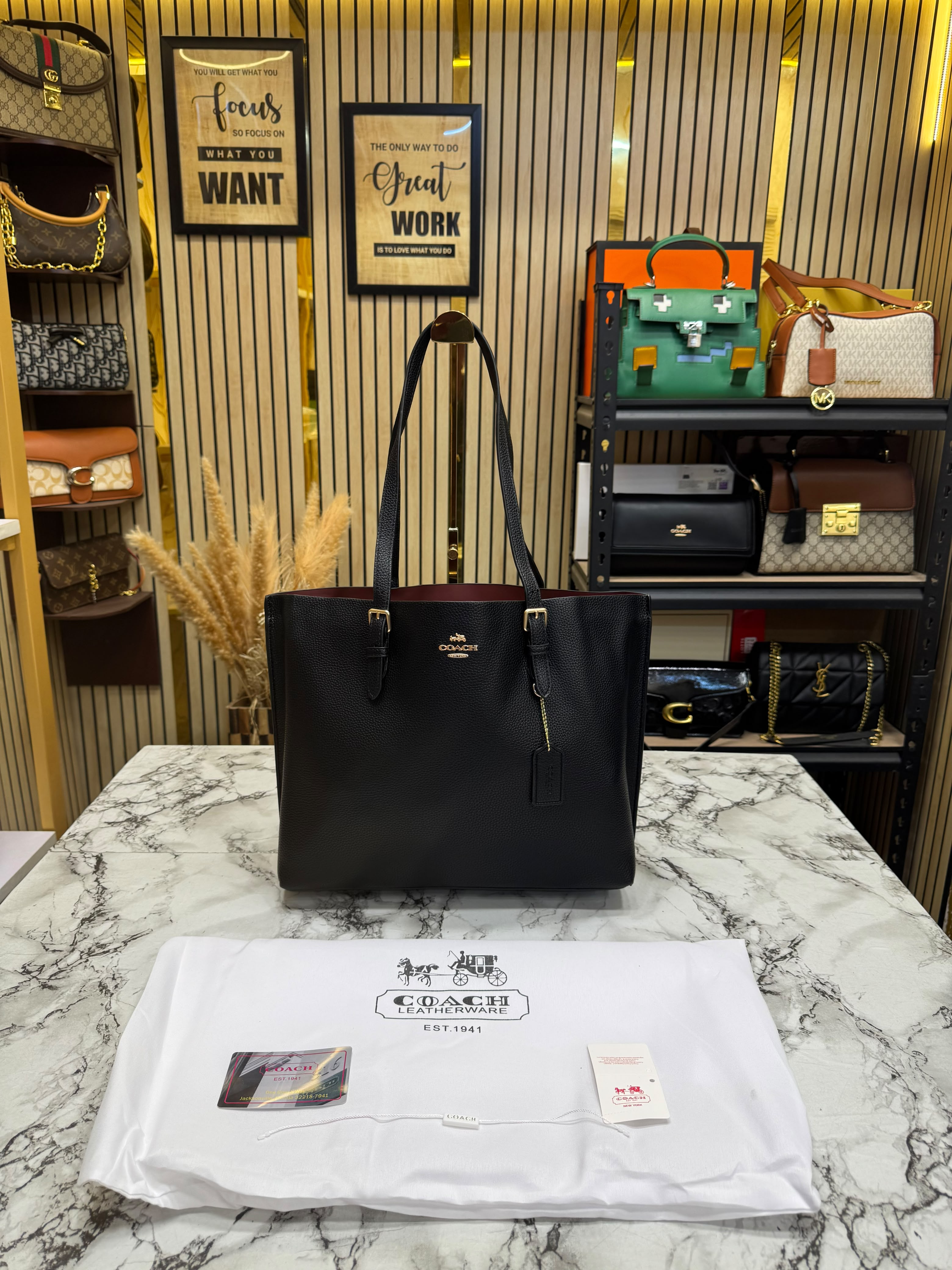 C-inspired mollie tote bag with dust bag (Black) Secondary image
