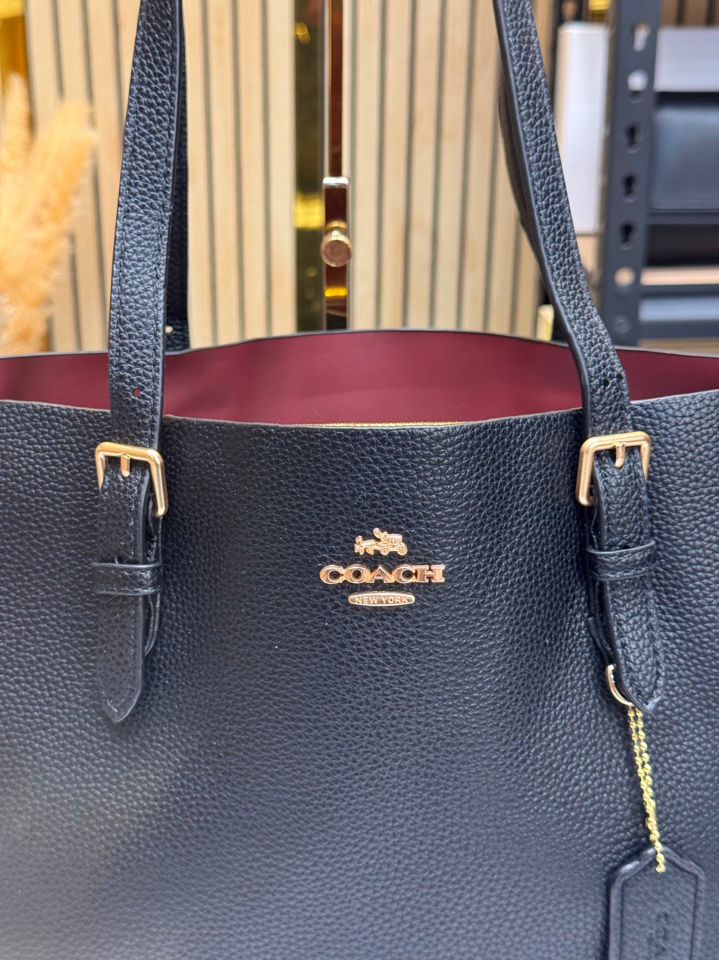 C-inspired mollie tote bag with dust bag (Black)