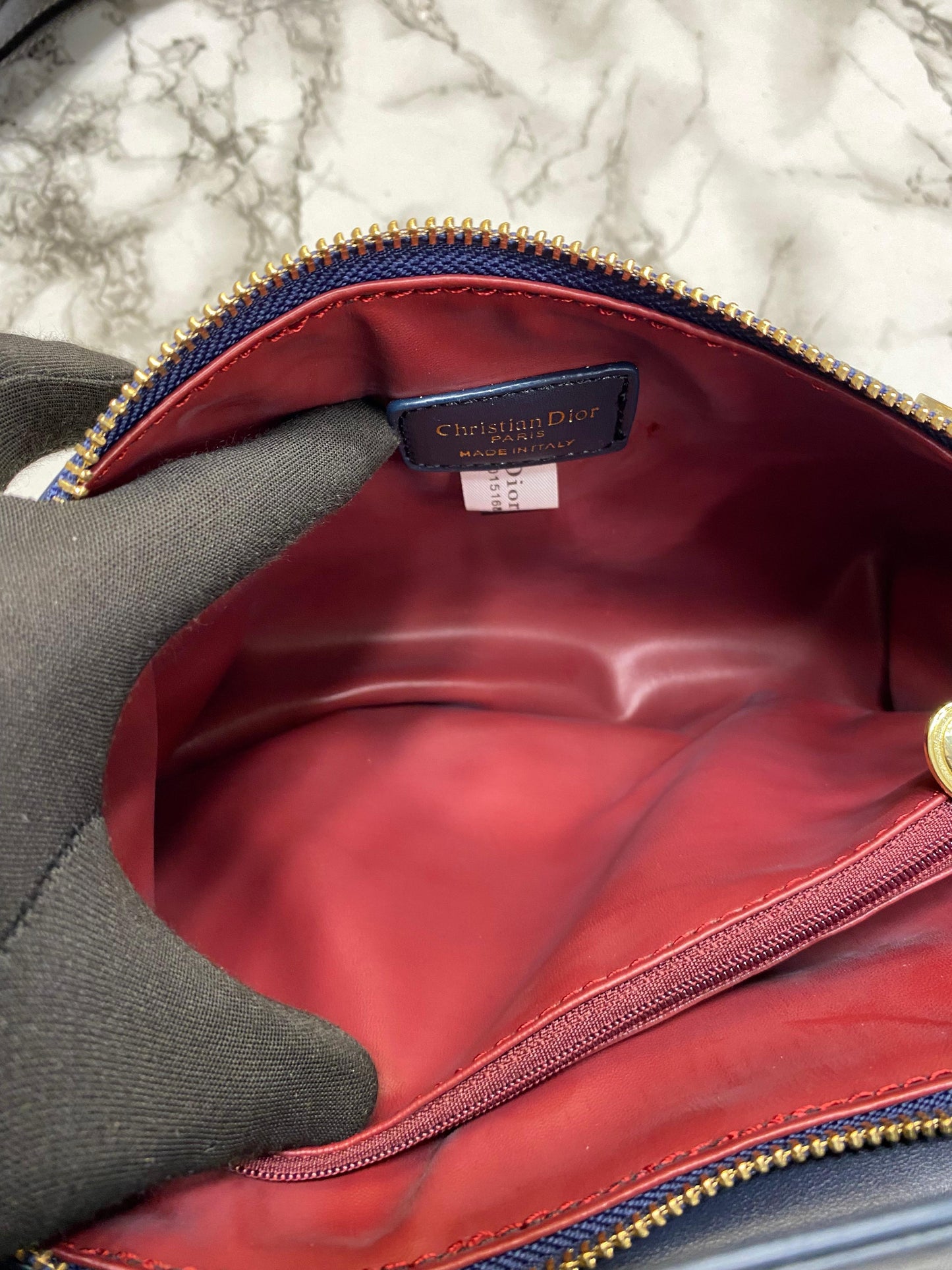 D-inspired Noir Shoulder Bag With Box And Dust Bag (Black)