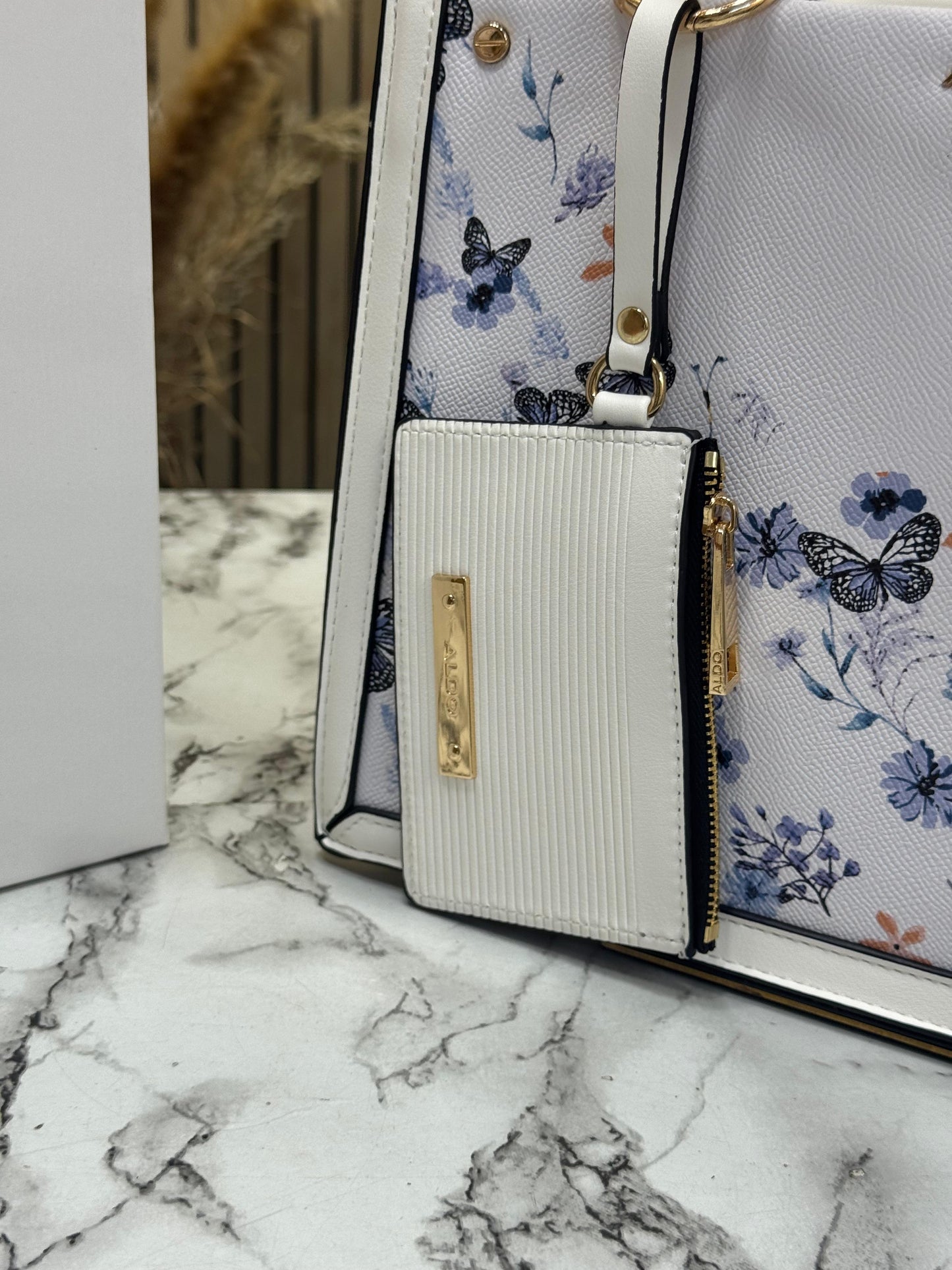 Aldo-inspired Priaira Floral Tote Bag With Box And Pouch (Blue Flower)