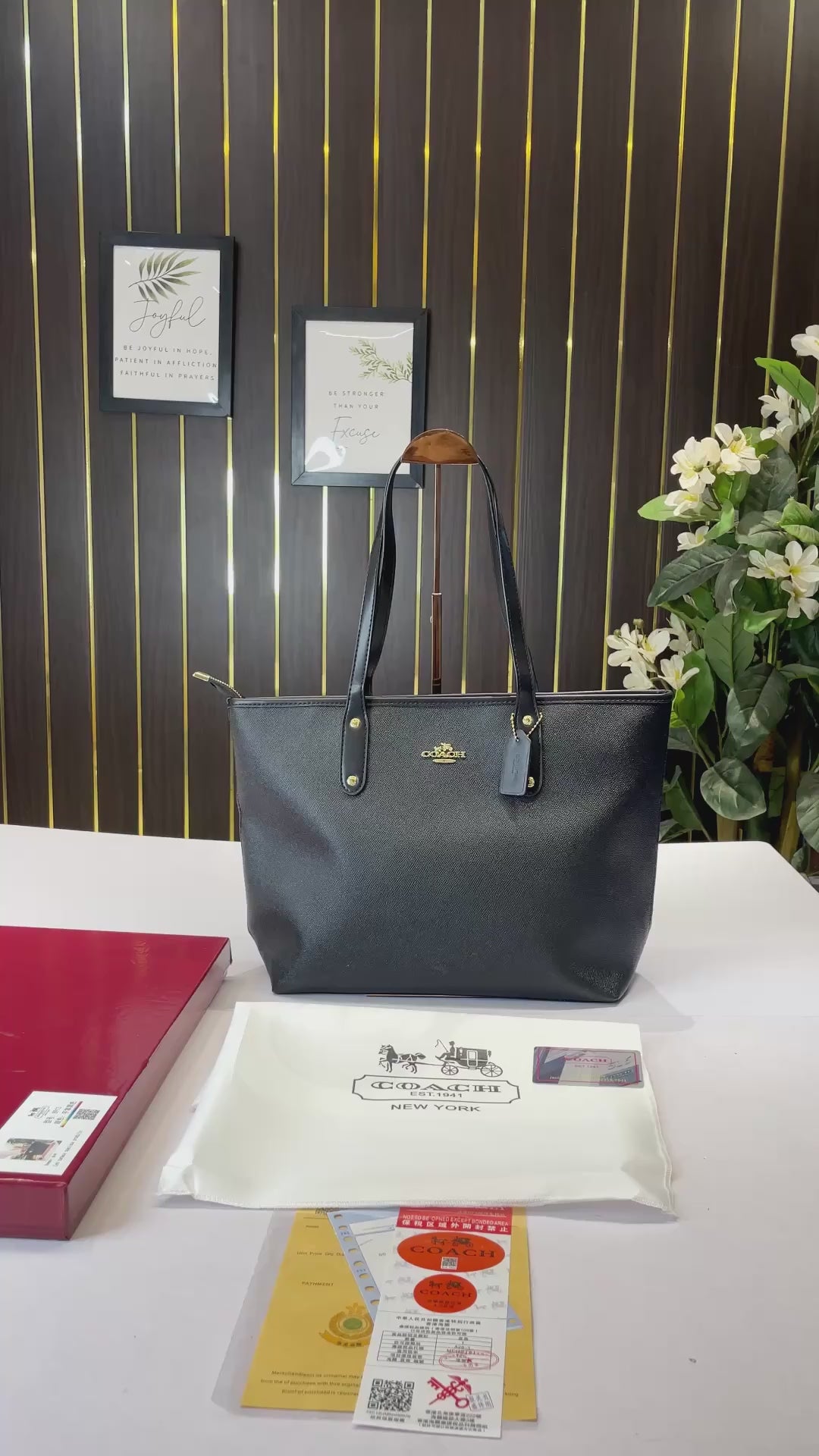 C-Inspired City Tote Bag With Box ( Black)