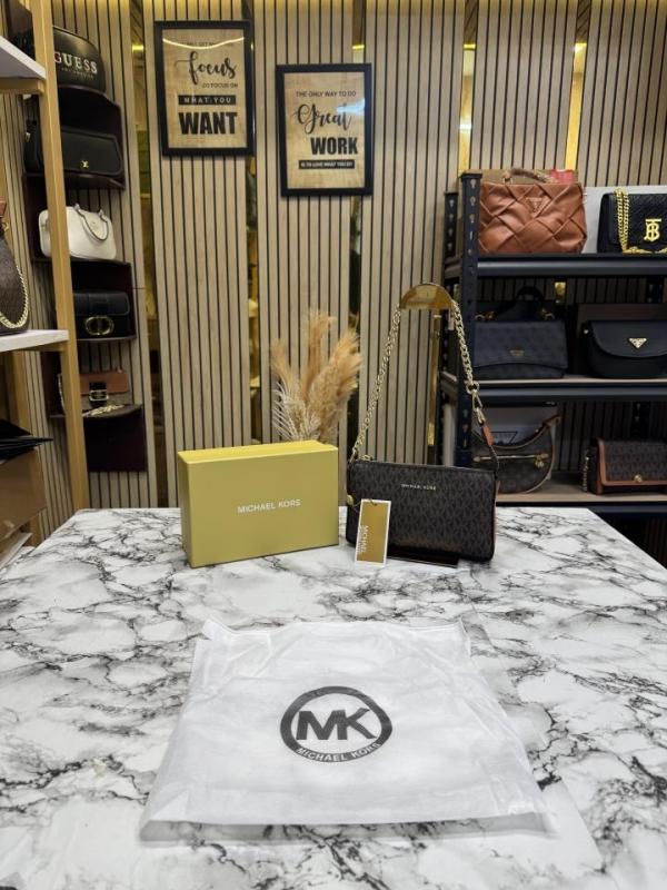 MK-Inspired Jet Set Leather Pouchette With Box And Dust Bag (Brown)